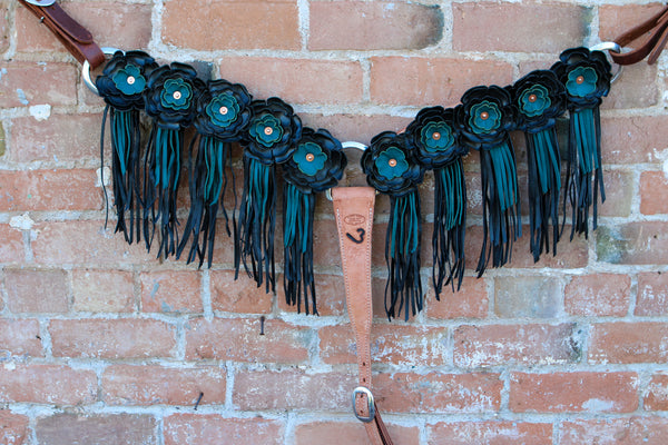 Wide Three Piece Collar